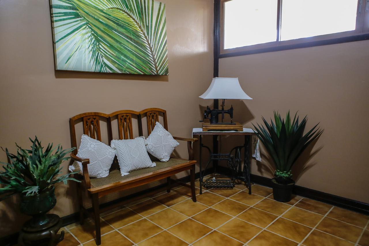 Victoria'S Haven Bed and Breakfast Dumaguete City Eksteriør billede
