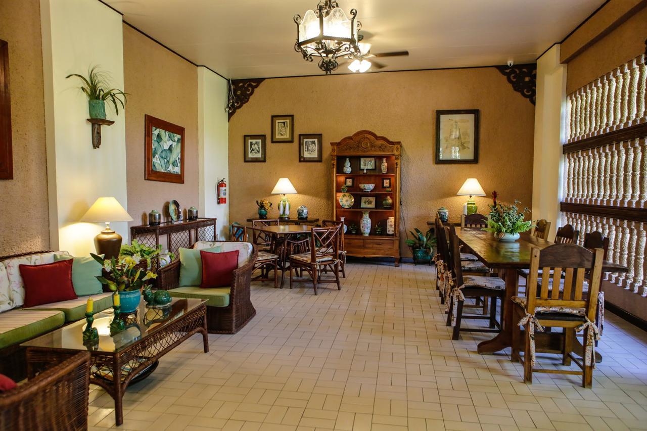Victoria'S Haven Bed and Breakfast Dumaguete City Eksteriør billede